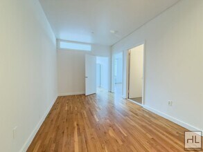 NOLL STREET / Spacious Bushwick 2-Bed 1-Bath / 1-Month Free in Brooklyn, NY - Building Photo - Building Photo