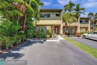 91 NE 17th Ct in Fort Lauderdale, FL - Foto de edificio - Building Photo