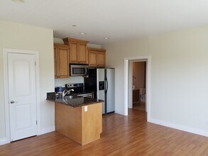 5960 Vista Ridge in Santa Rosa, CA - Building Photo - Building Photo