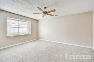 641 Park Ln in Highland Village, TX - Building Photo - Building Photo