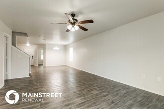 7338 Azalea Square in San Antonio, TX - Building Photo - Building Photo