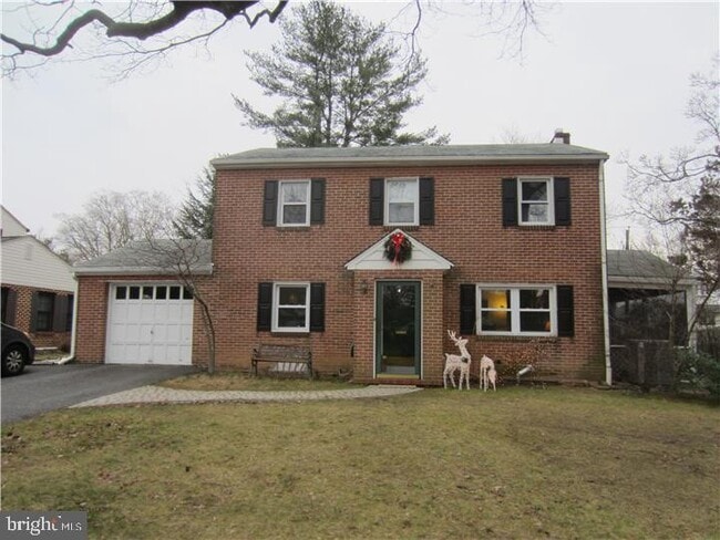 property at 16 Windsor Rd