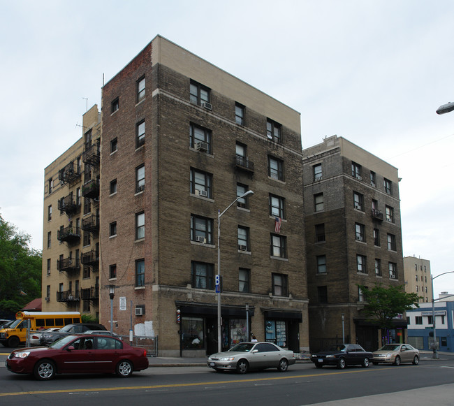 517 S Broadway in Yonkers, NY - Building Photo - Building Photo