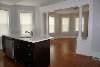 637 Smith St in Providence, RI - Building Photo - Building Photo
