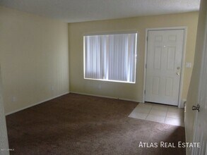 4828 W Orangewood Ave in Glendale, AZ - Building Photo - Building Photo