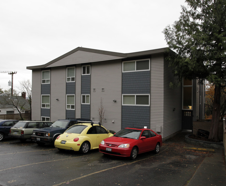 Queen Anne 9 in Seattle, WA - Foto de edificio