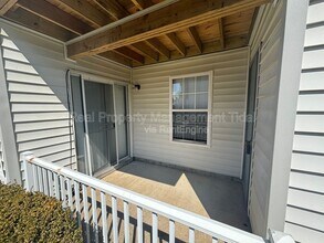 513 Summit Ct in Virginia Beach, VA - Building Photo - Building Photo