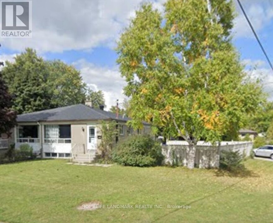 227 Demaine Crescent in Richmond Hill, ON - Building Photo