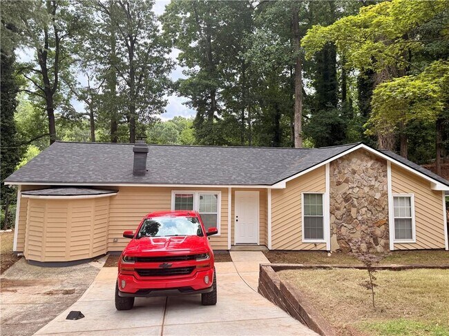 property at 1540 Spender Dr