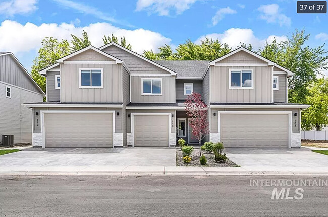property at 206 NW 3rd St