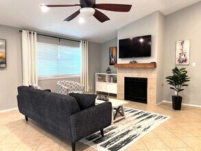 1007 Killarney Ave in Friendswood, TX - Building Photo - Building Photo