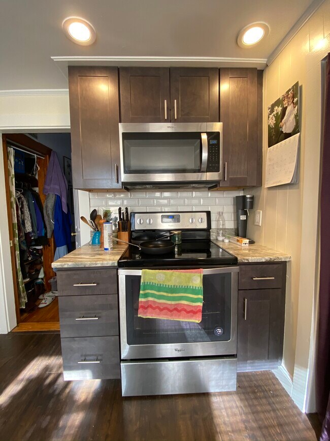 333 Alewife Brook Pky, Unit 1A in Somerville, MA - Foto de edificio - Building Photo