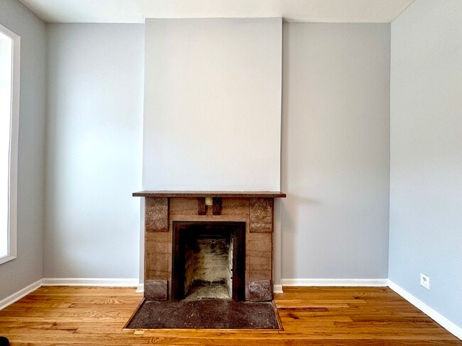 2021 N Western Ave in Chicago, IL - Building Photo - Building Photo