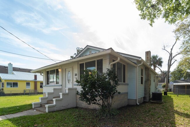 23 Hope St