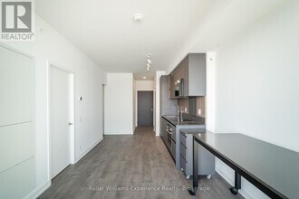 39 Mary St in Barrie, ON - Building Photo - Building Photo