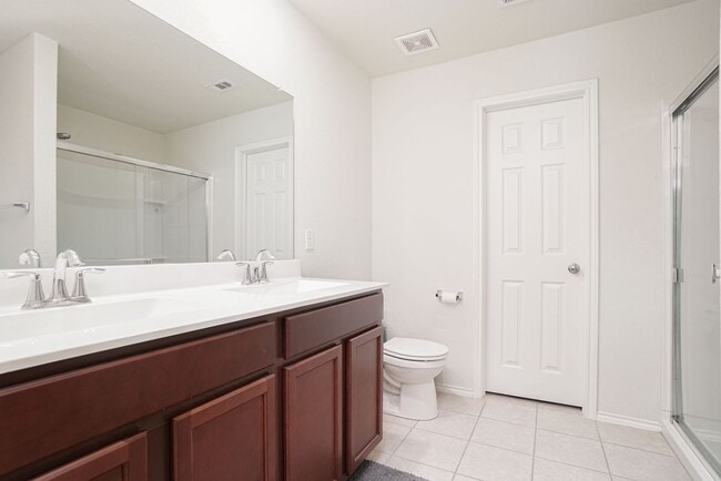 10358 Dunlap in San Antonio, TX - Building Photo - Building Photo
