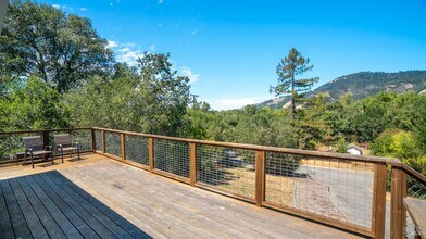 6131 Batesole Dr in Santa Rosa, CA - Building Photo - Building Photo