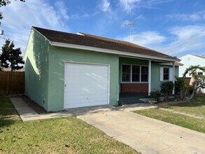 2309 Tulane Ave in Long Beach, CA - Building Photo - Building Photo