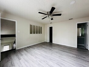 1203 W Texas St in Denison, TX - Building Photo - Building Photo