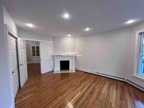21 Royall St in Medford, MA - Building Photo - Building Photo