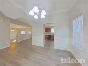 660 Escalade Dr in College Park, GA - Building Photo - Building Photo