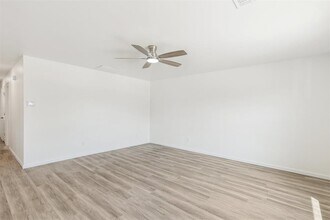 8787 St George Way in Midwest City, OK - Building Photo - Building Photo