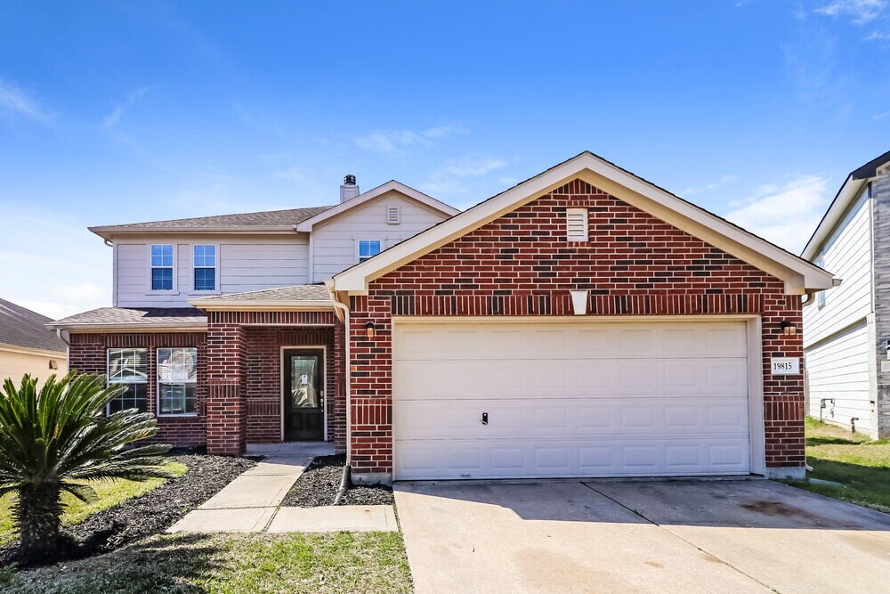 19815 Hollington Dr in Tomball, TX - Building Photo