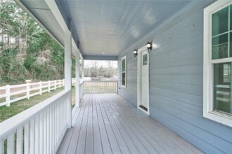 450 Ritchey Rd in Coldspring, TX - Building Photo - Building Photo