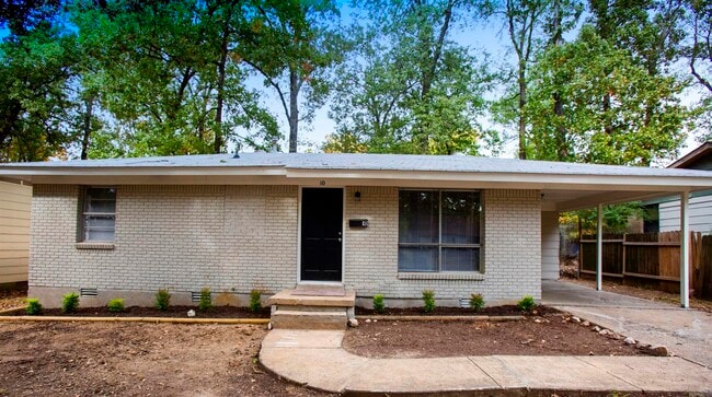 property at 10 Timber Ln