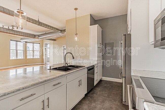 property at 277 N Broadway