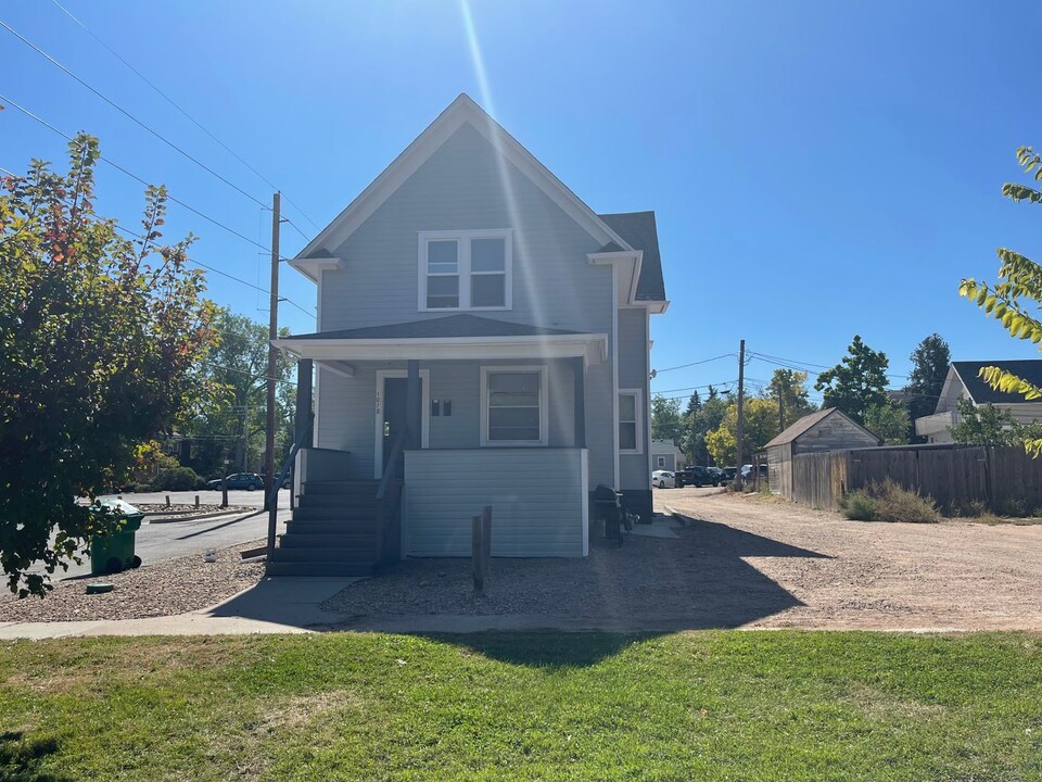 1018 17th St in Greeley, CO - Foto de edificio