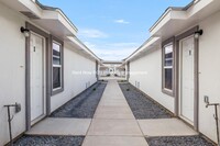 3605 Fuerte Ave in McAllen, TX - Foto de edificio - Building Photo