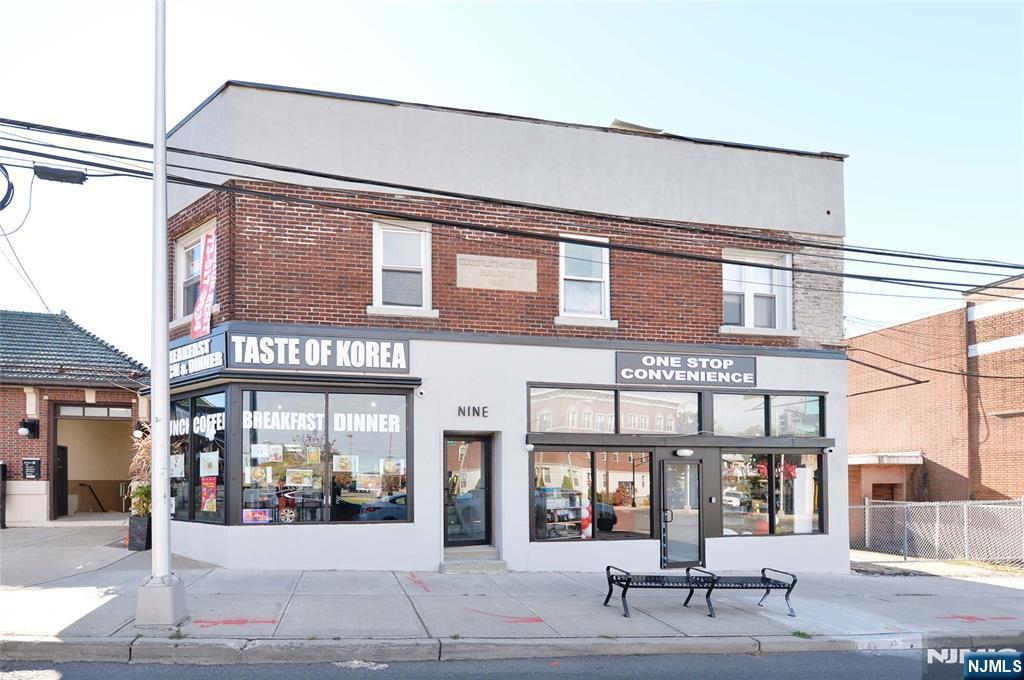 7 Watsessing Ave in Bloomfield, NJ - Building Photo