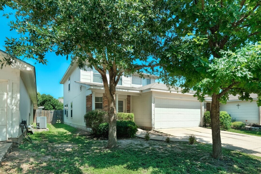 14312 Cummins Way in Manor, TX - Building Photo