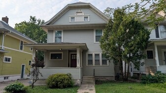 1001 1st St SW in Rochester, MN - Building Photo