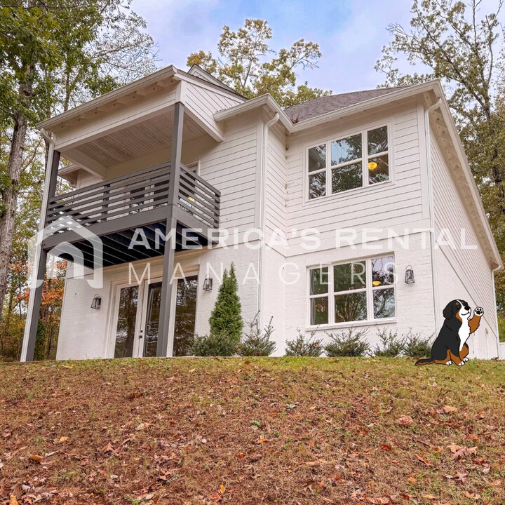 3691 Kirkstone Wy in Vestavia Hills, AL - Building Photo