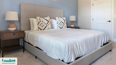 1000 Forestview Dr, Unit 5402 in Oakwood, GA - Building Photo - Building Photo