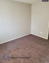 1622 Junipero Ave in Long Beach, CA - Building Photo - Building Photo