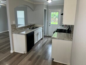 6817 Anderson St in Texas City, TX - Building Photo - Building Photo