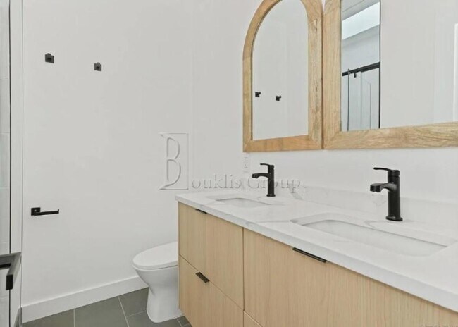 904 Quinnipiac Ct in New Haven, CT - Building Photo - Building Photo