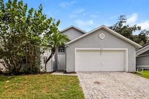 1025 Henson Ct in Oviedo, FL - Building Photo