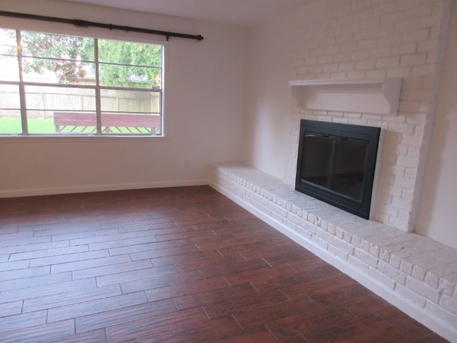 17318 Edsall Dr in Spring, TX - Building Photo - Building Photo