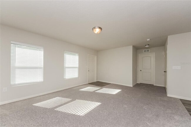 230 Hyacinth Ct in Poinciana, FL - Building Photo - Building Photo