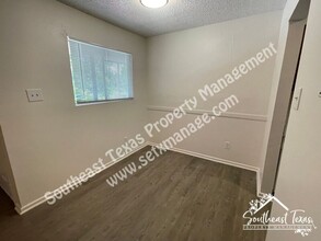 411 Pinchback Rd in Beaumont, TX - Building Photo - Building Photo