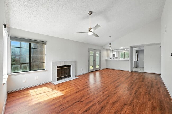 5922 Timbercrest Dr in Arlington, TX - Building Photo - Building Photo