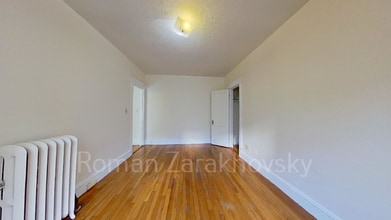 1152 Commonwealth Ave, Unit 45 in Boston, MA - Foto de edificio - Building Photo