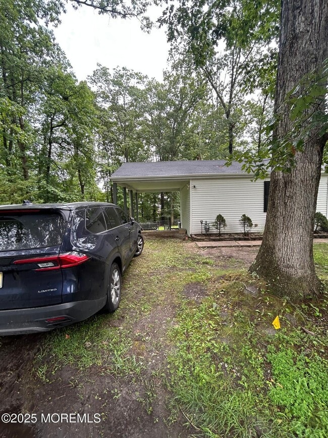 198 Lemon Rd in Farmingdale, NJ - Building Photo - Building Photo