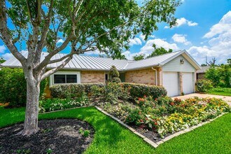 10426 Alcott Dr in Houston, TX - Building Photo - Building Photo
