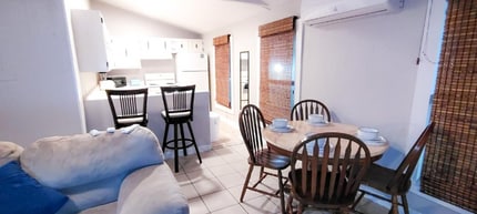 109 E Venus Ln in South Padre Island, TX - Building Photo - Building Photo