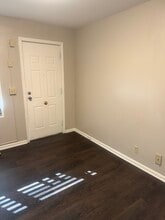 1905 Magellan Ct in Louisville, KY - Building Photo - Building Photo